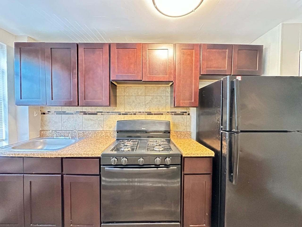 6780 Blakemore St #A3 - Photo 4 of 9