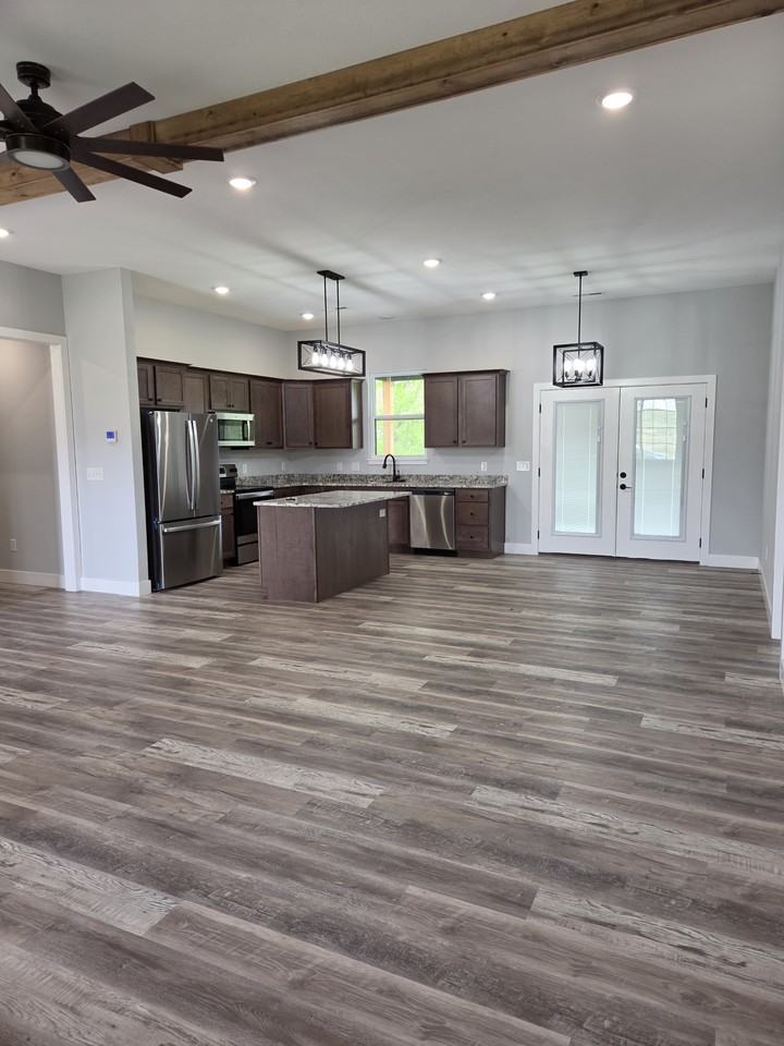 1730 Sierra St #NA - Photo 2 of 12