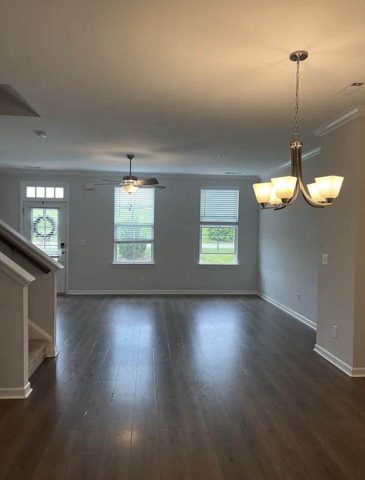 208 Kinsale Dr - Photo 3 of 9