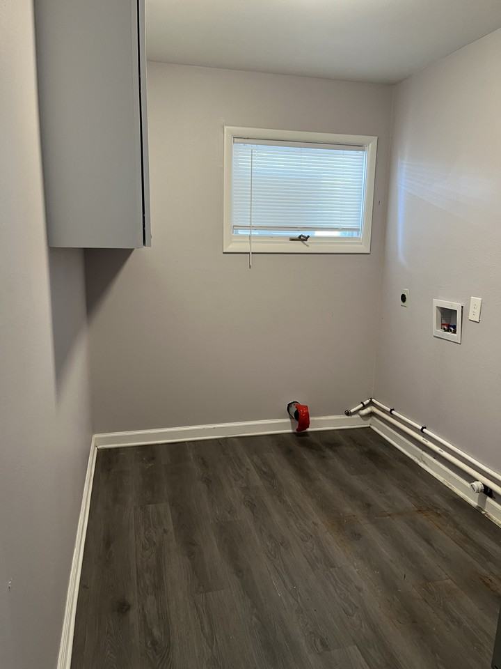 110 Robinhood Dr #NA - Photo 5 of 18