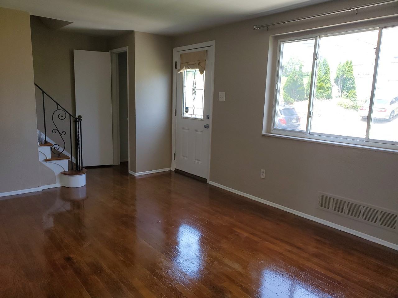251 Sebring Ave #NA - Photo 3 of 10