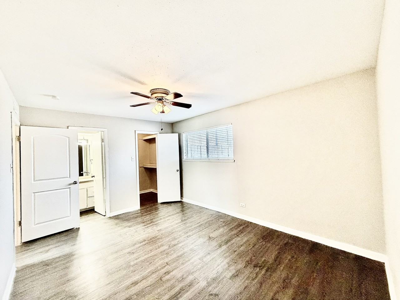 Ocean Dr #NULL - Photo 3 of 22
