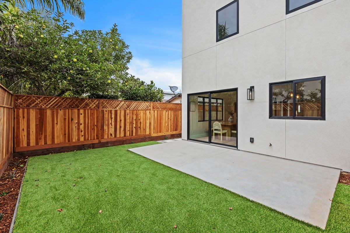 243 Dahlia Ave #243 - Photo 4 of 35