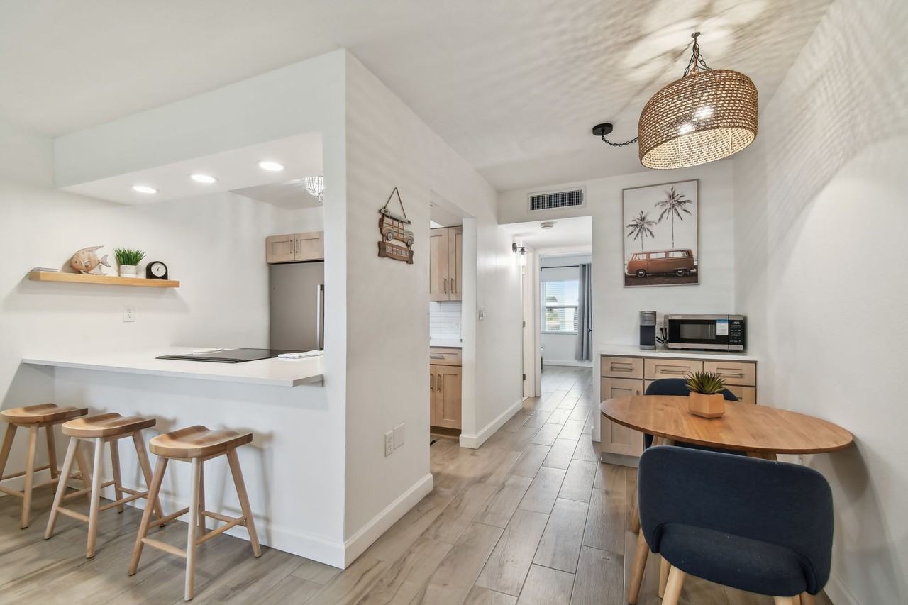 283 104th Ave #102 - Photo 5 of 28