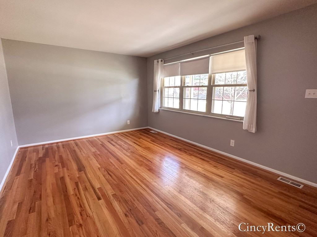 1647 Rockhurst Ln #NA - Photo 4 of 36