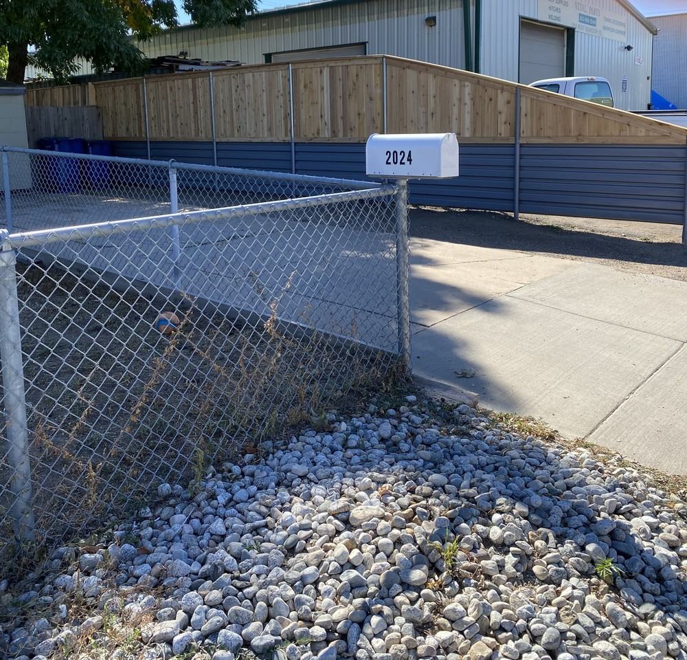 2024 W Hamilton Pl - Photo 3 of 18