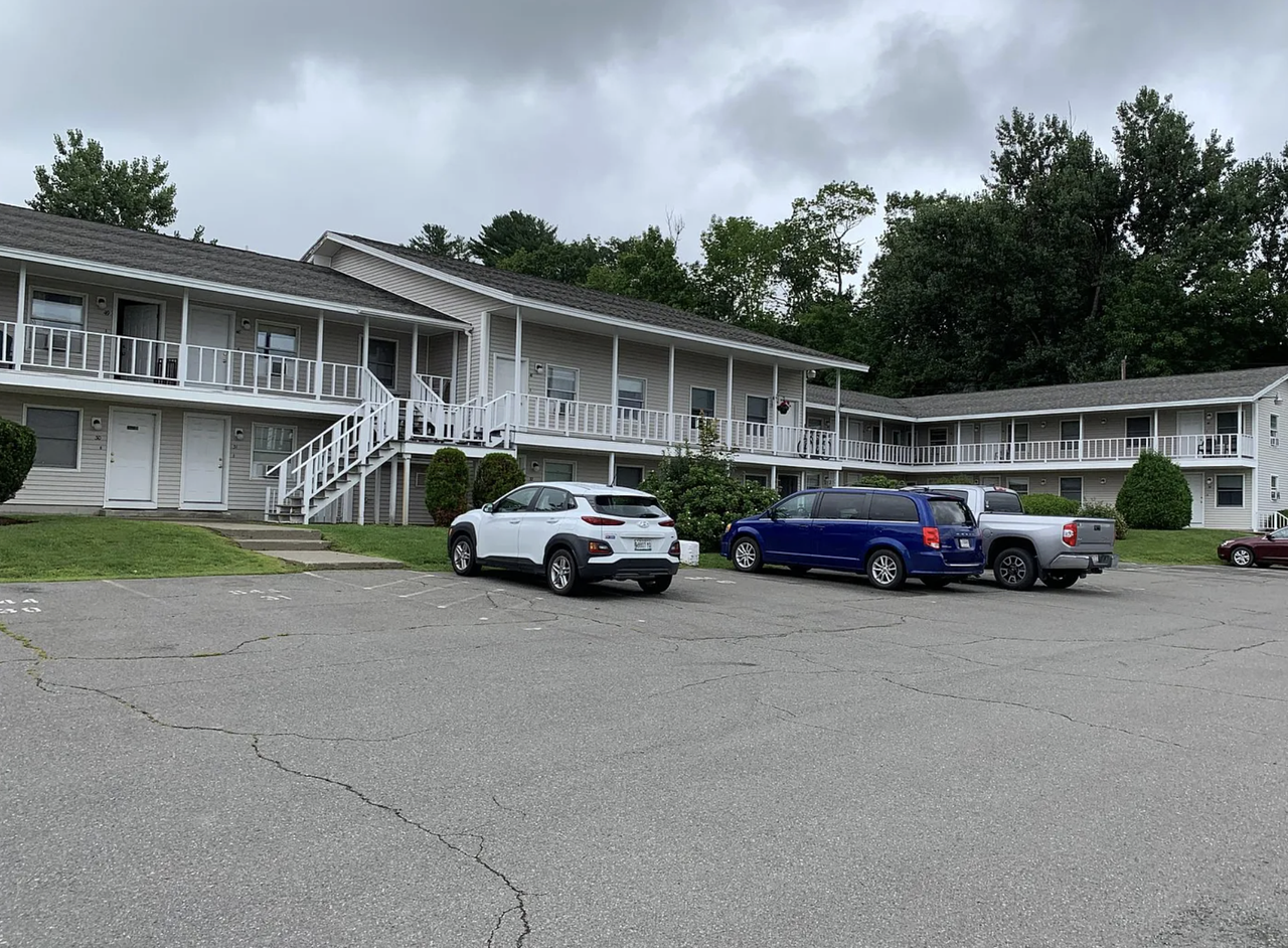 844 State St - Photo 5 of 5