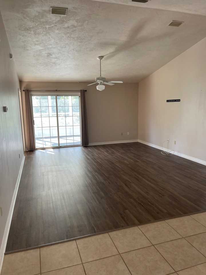 116 Se Willow Dr #NA - Photo 5 of 9