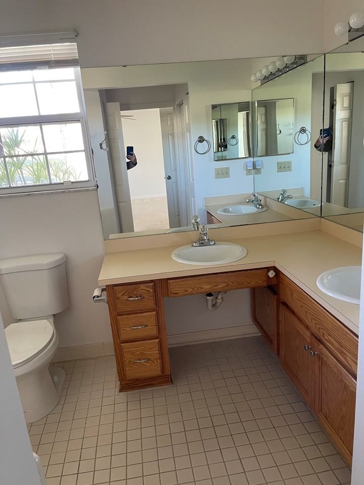 116 Se Willow Dr #NA - Photo 7 of 9