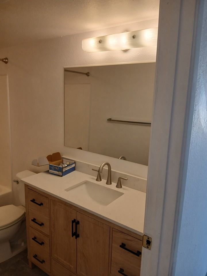 115 E Navajo Rd #1 - Photo 3 of 4
