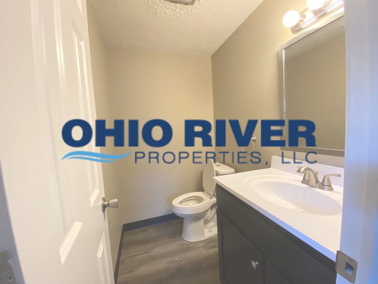 800 Northwood Ct #104 - Photo 3 of 14