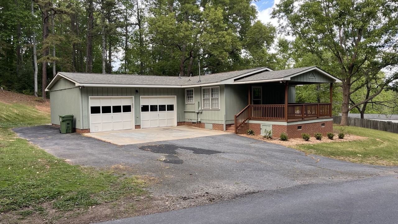 3002 George Lewis Ln #NA - Photo 3 of 32