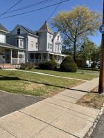 featured image of 5 Gould Pl #1