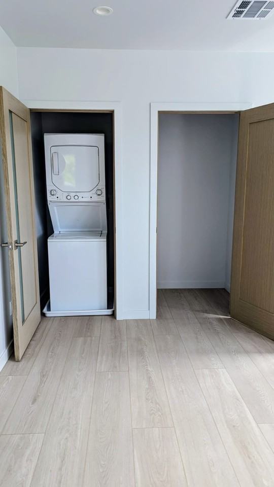 3355 Virginia Ave #B - Photo 6 of 14
