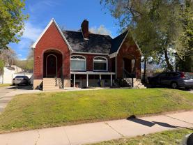 1995 S Lincoln St - Photo 1 of 1