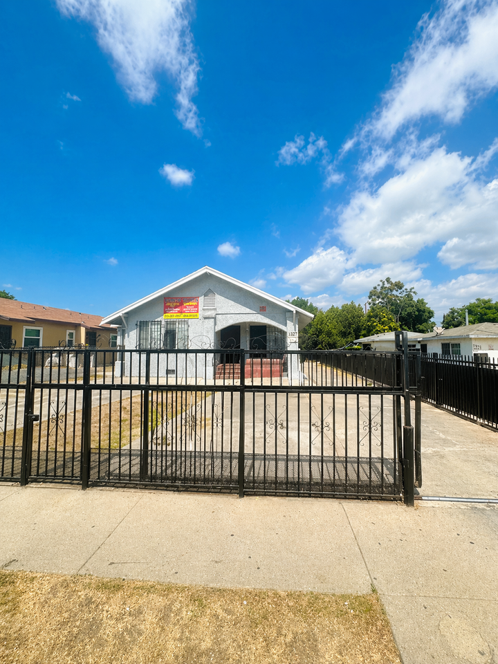 1327 West 94th Street