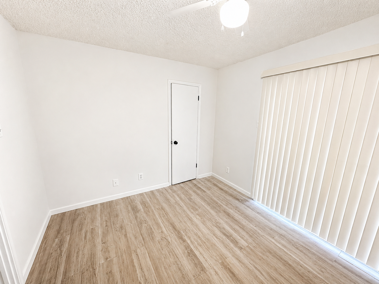1310 Quail Cir #C - Photo 4 of 10