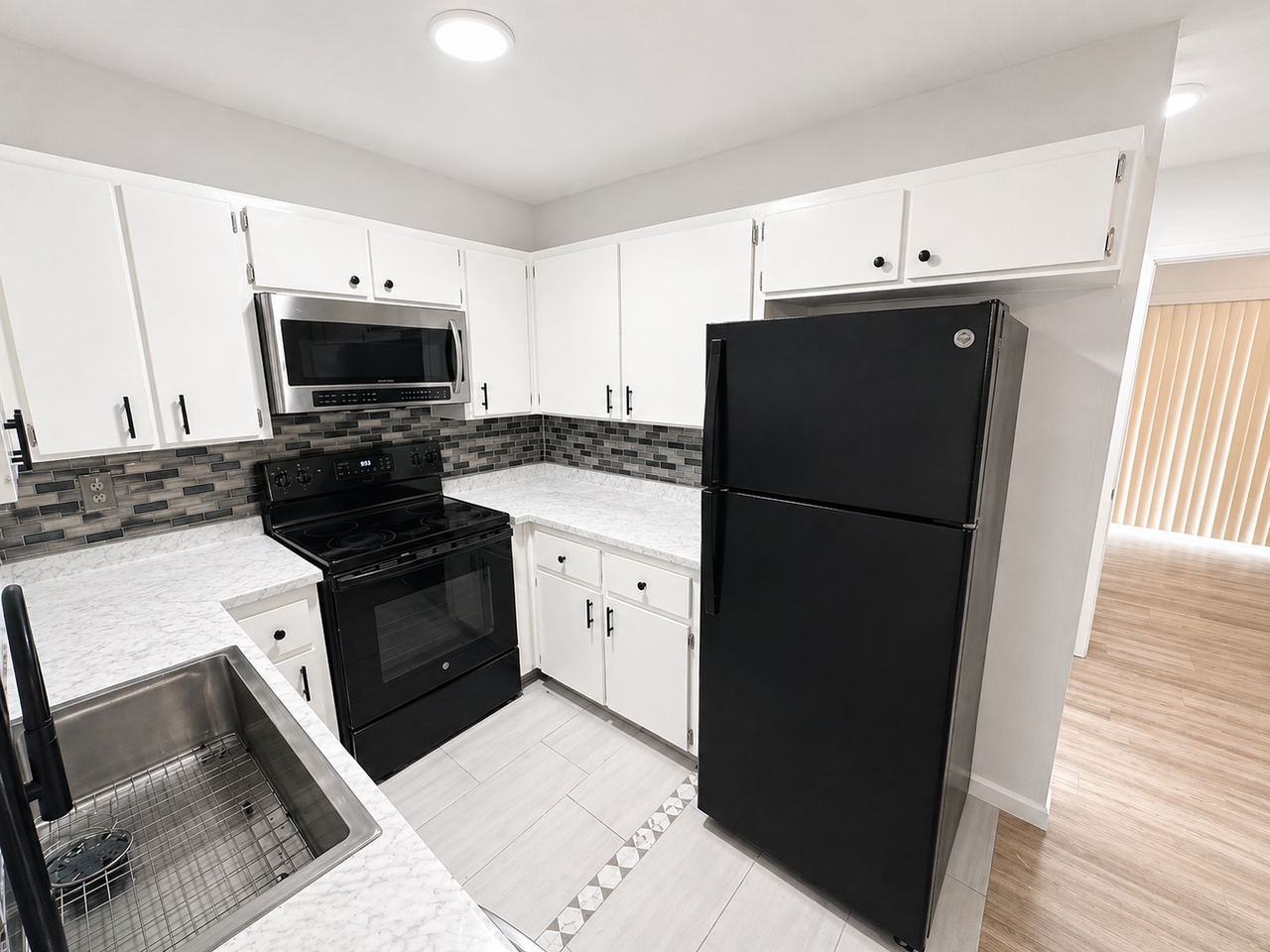 1310 Quail Cir #C - Photo 5 of 10