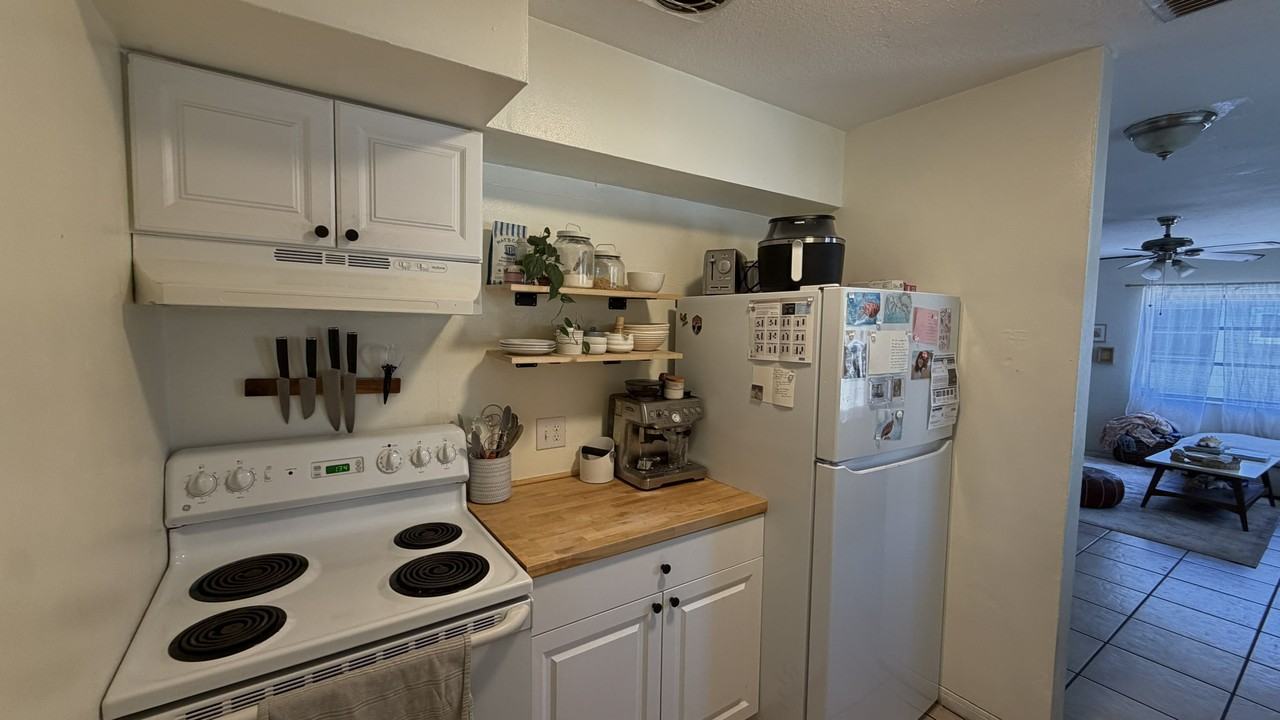 173 38th Ave Se #173 - Photo 5 of 9