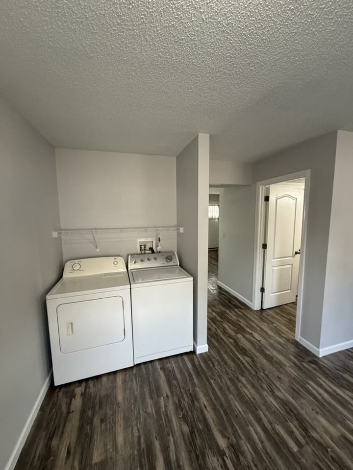 608 W Watauga Ave #3 - Photo 6 of 16