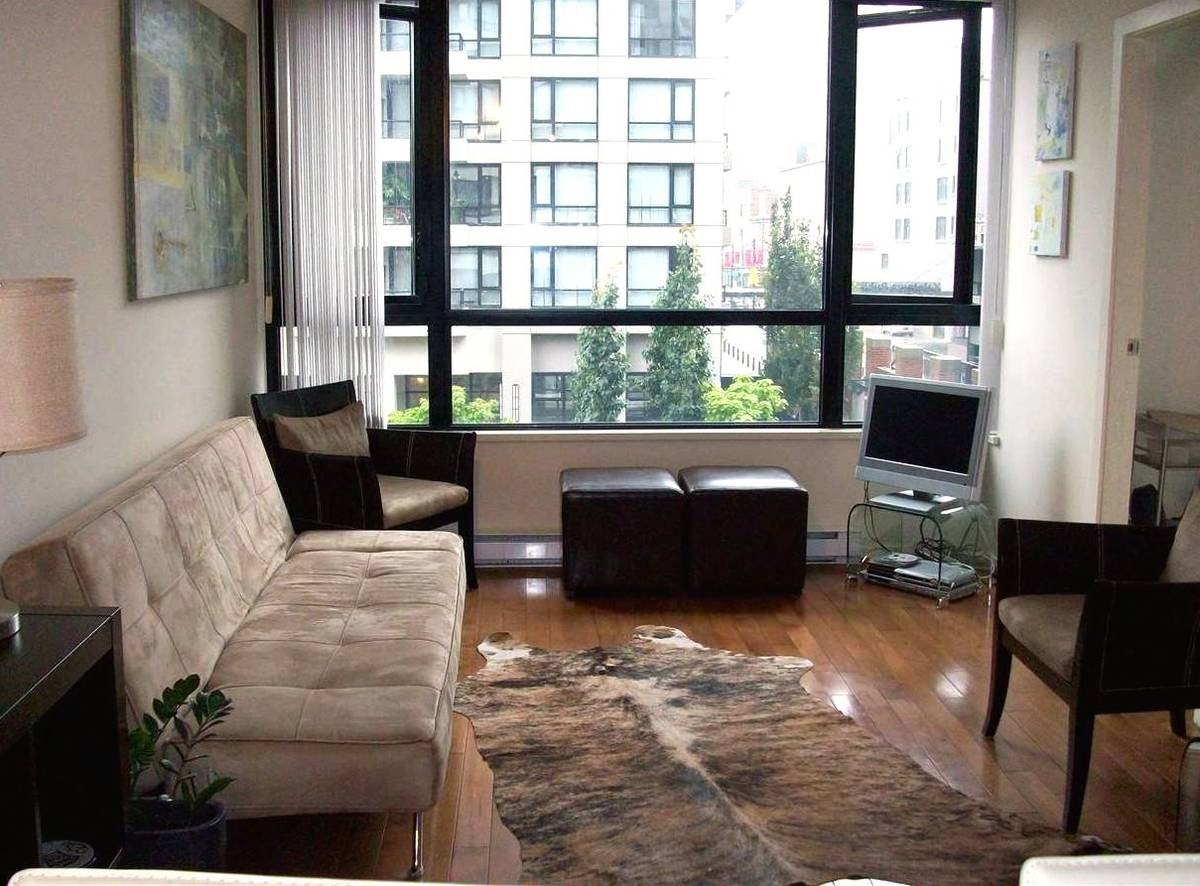 909 Mainland Street - Photo 7 of 17