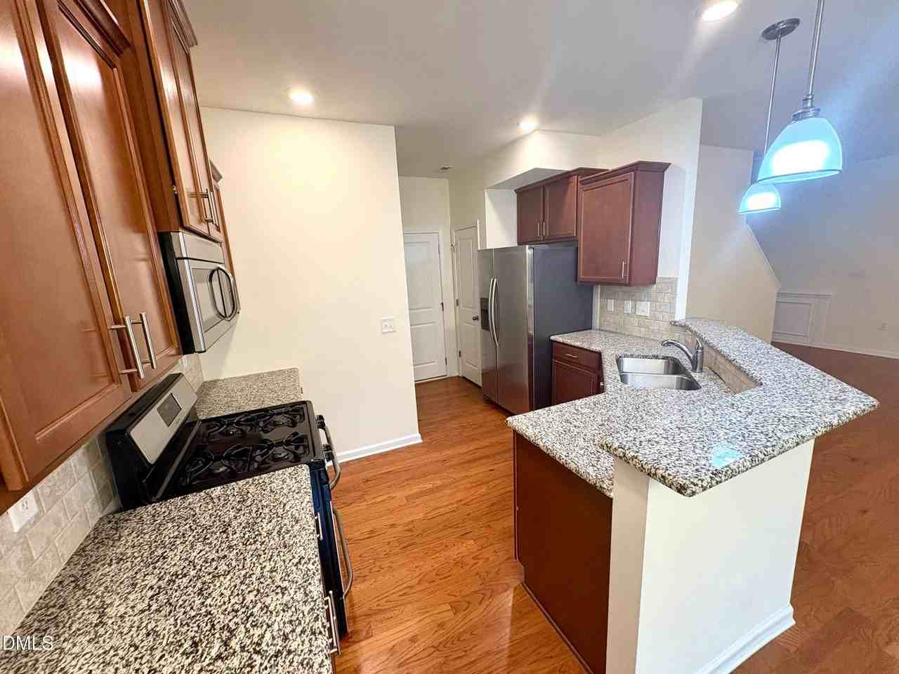 5376 Jessip St - Photo 2 of 15