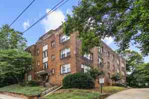 featured image of 1000 18th St S