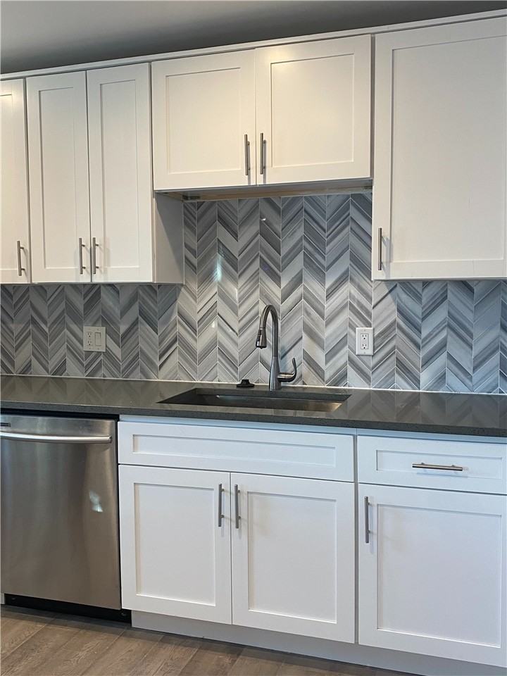 400 S 1865 E - Photo 3 of 11