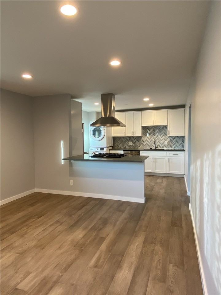 400 S 1865 E - Photo 4 of 11