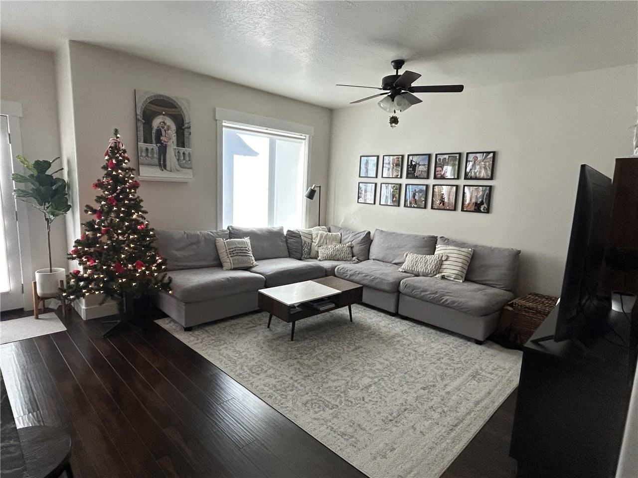 1757 Nw - Photo 2 of 13