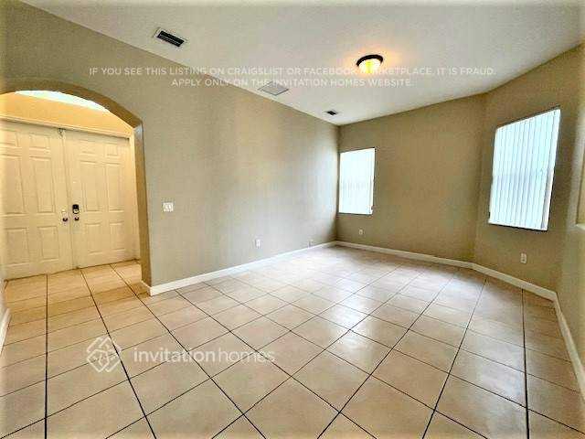8865 Nw 178th St - Photo 2 of 24
