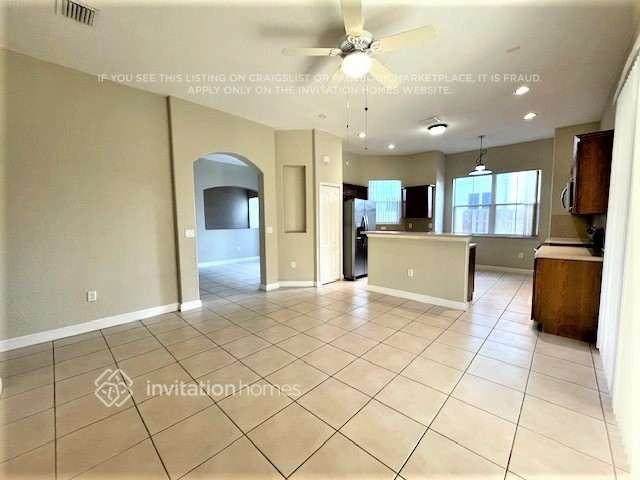 8865 Nw 178th St - Photo 4 of 24