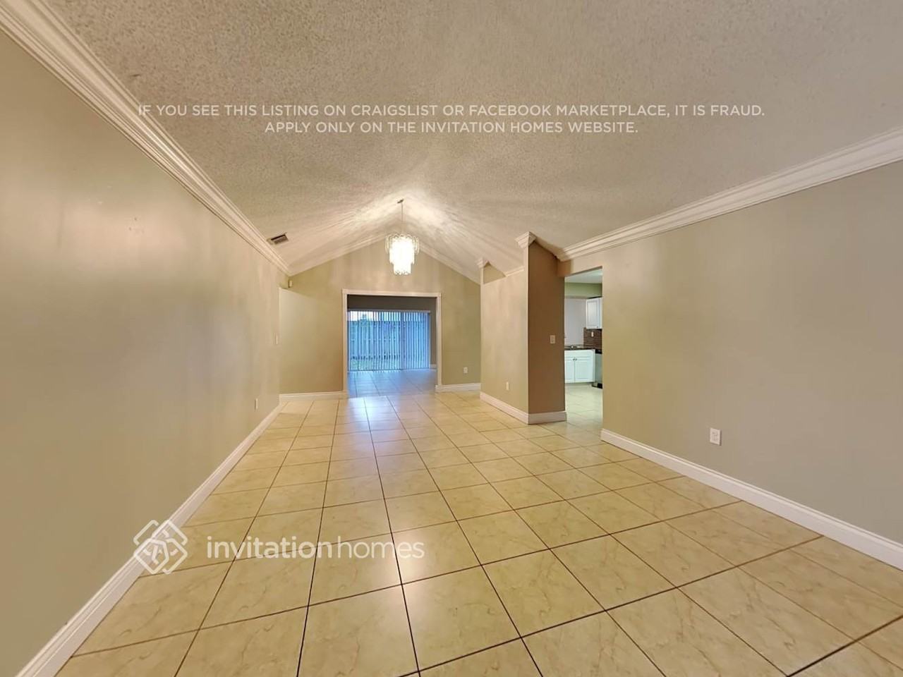 13750 Sw 181st Ter - Photo 3 of 18