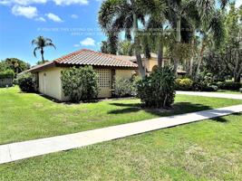 featured image of 1944 Lynton Cir