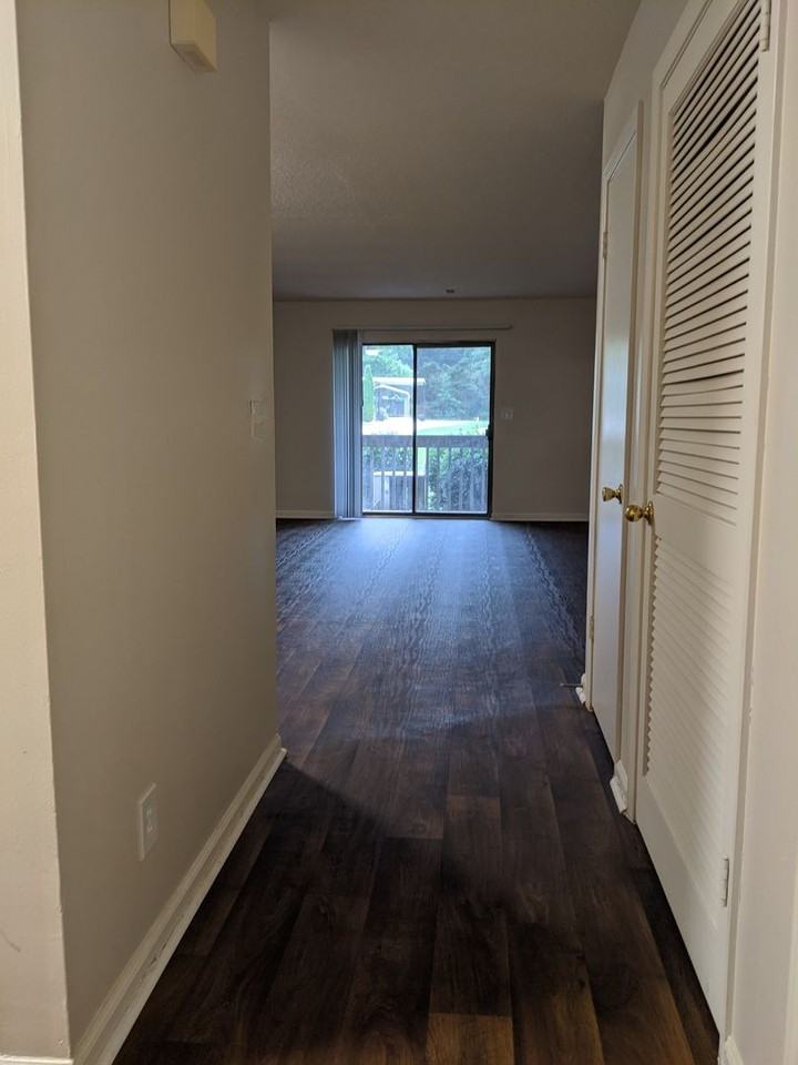 Brookfall II - Photo 4 of 4