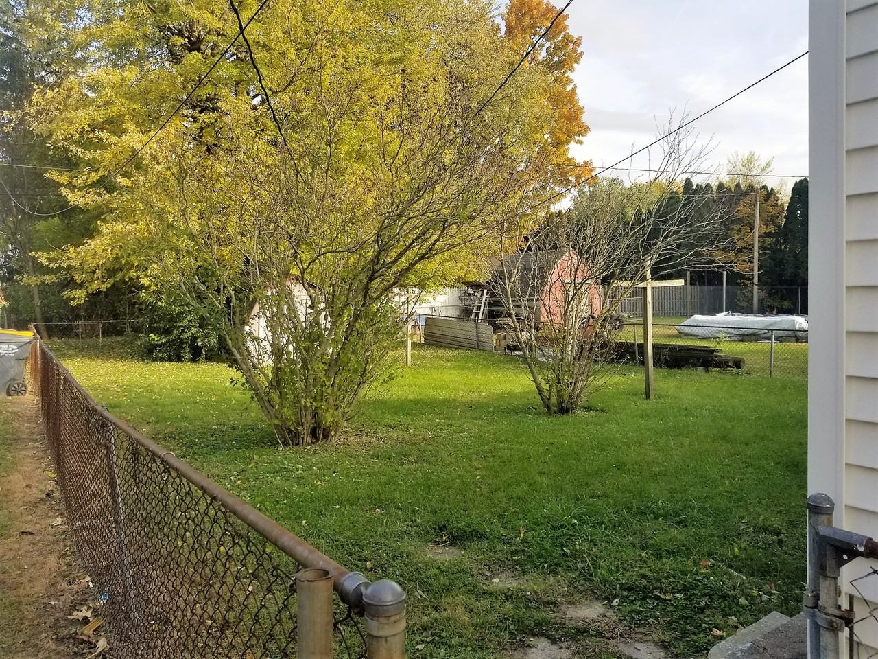 4222 Delaware St - Photo 4 of 8