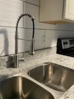 2875 Hedgewood Dr Nw - Photo 4 of 11