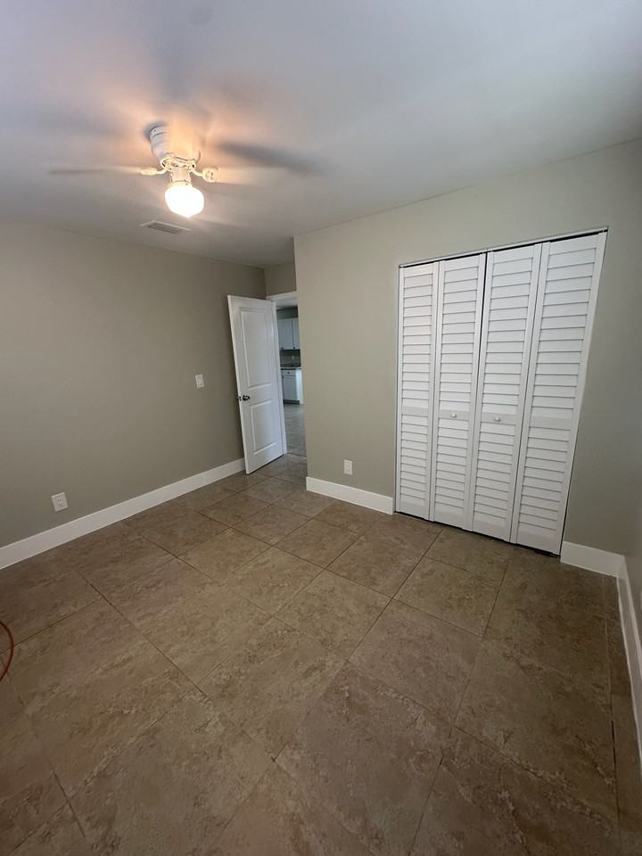 16910 Carmen Ave #16922 - Photo 6 of 11