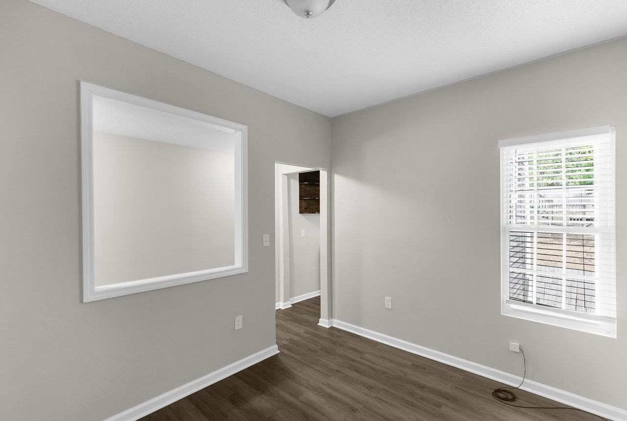 Southside Manor - Photo 5 of 5