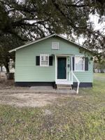 featured image of 2303 N Louis St #2307