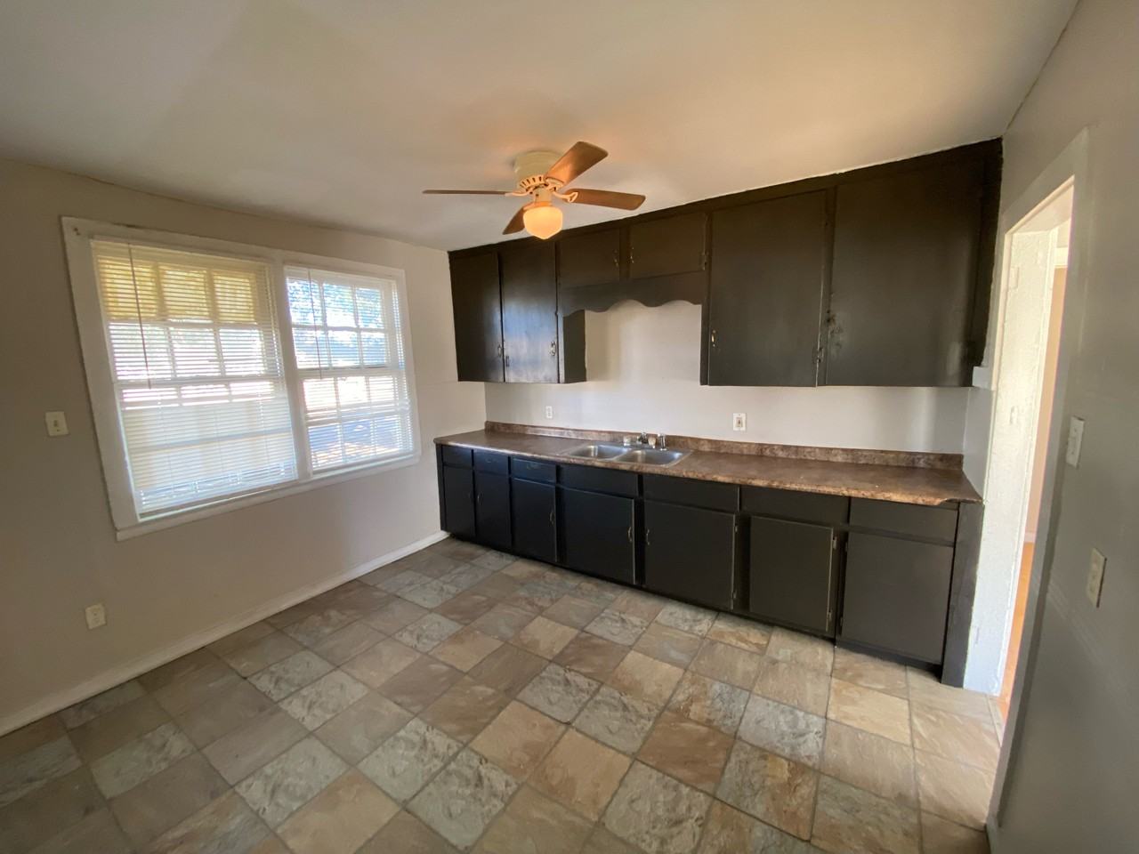 2303 N Louis St #2307 - Photo 3 of 12