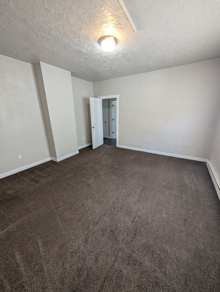 228 Wn, #2 - Photo 5 of 10