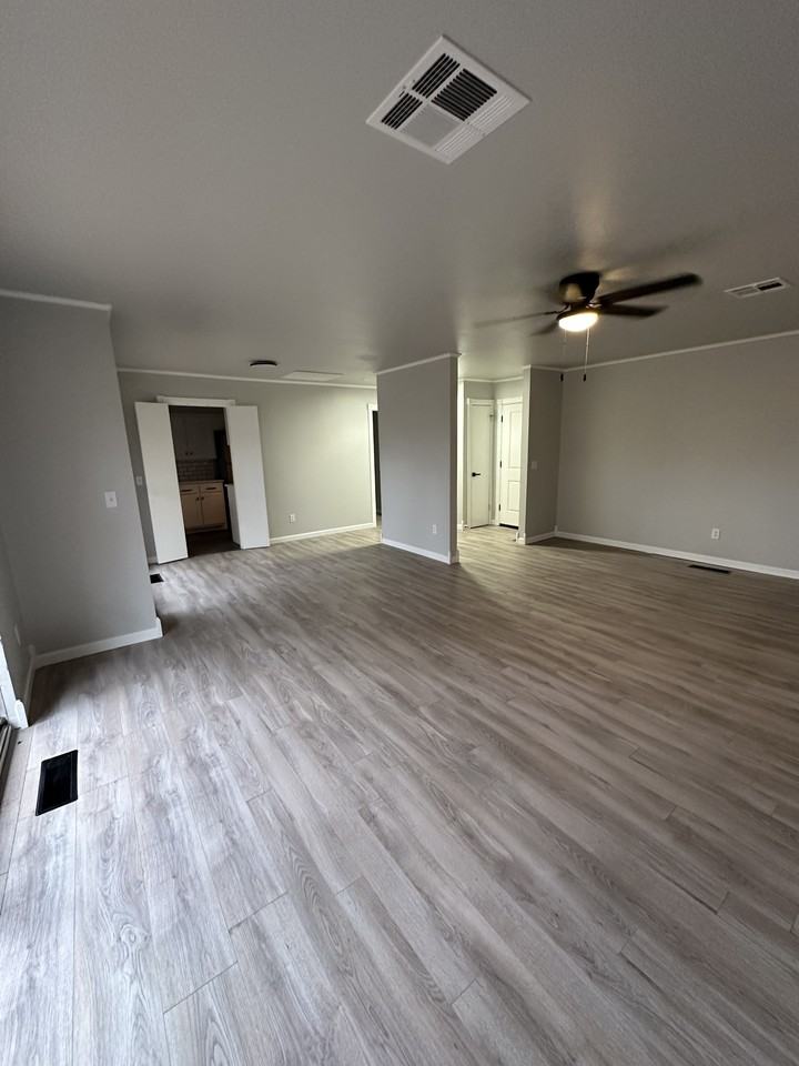 2037 Nw 32nd Ter - Photo 5 of 11