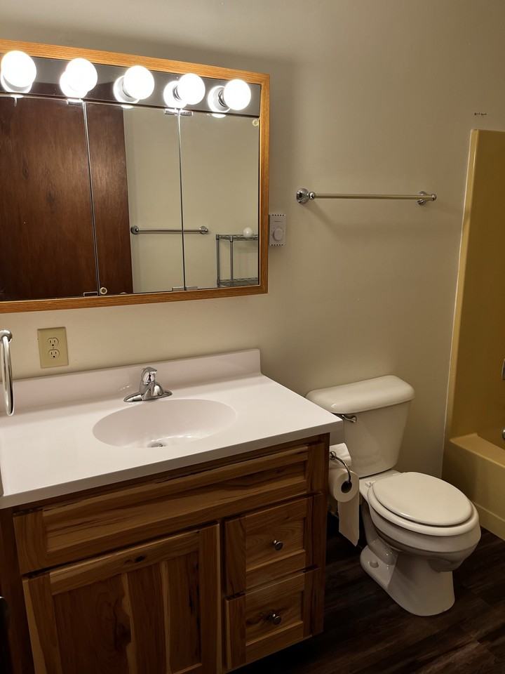 225 Peak Hill Rd #A - Photo 2 of 7