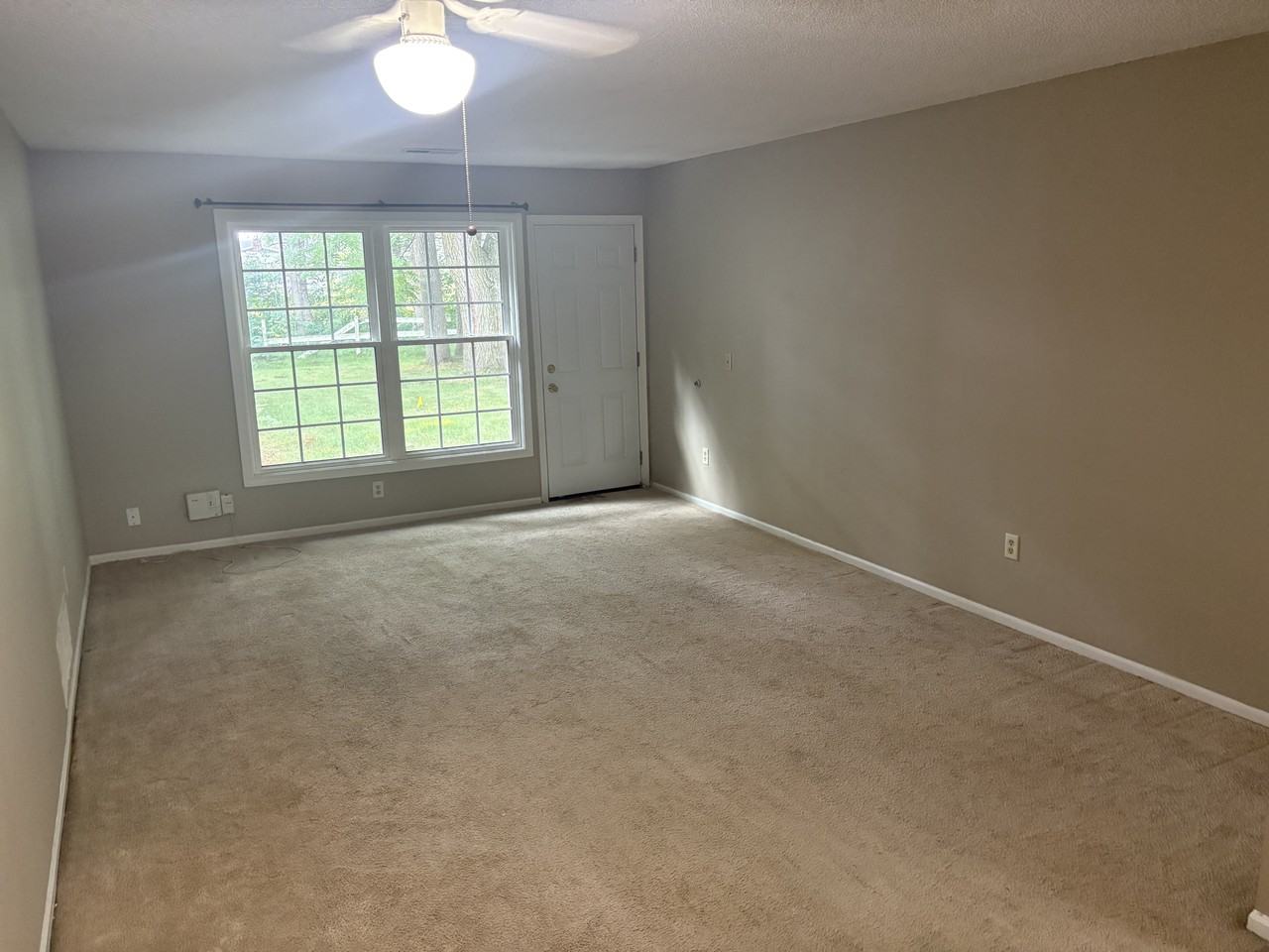 3516 Kendale Dr - Photo 2 of 13