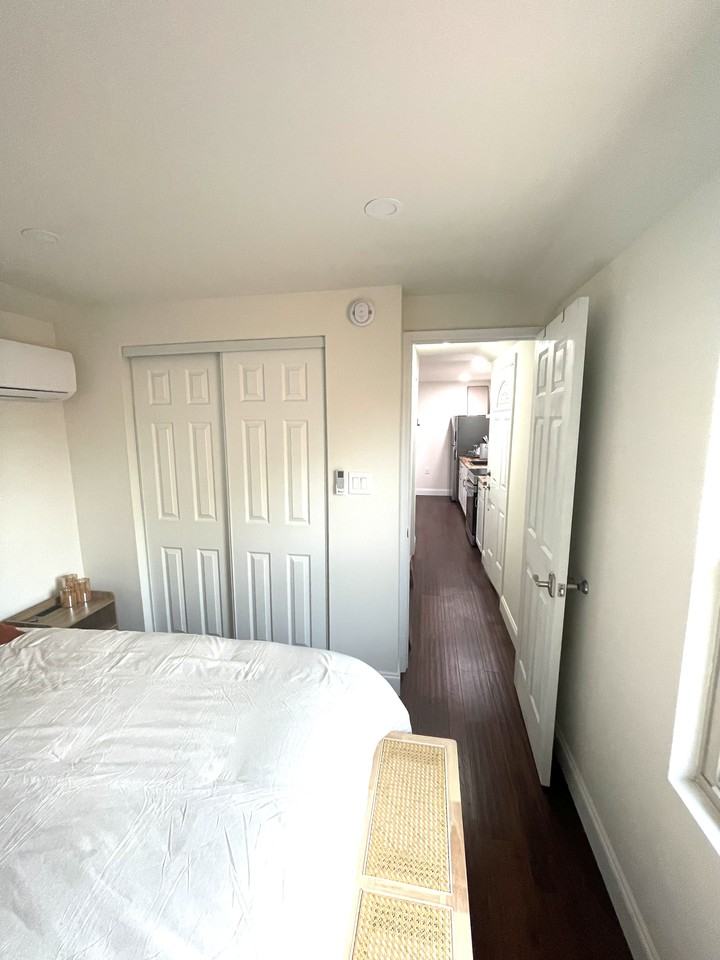 1815 N Dayton St - Photo 4 of 9