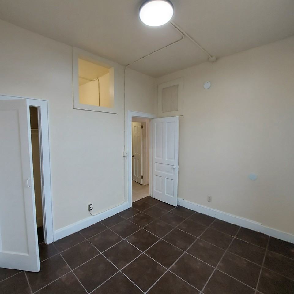 21 N Main St #14NMAIN - Photo 3 of 11