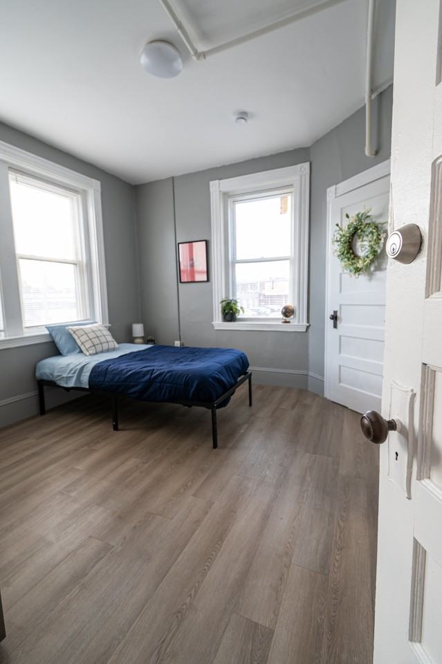 376 Washington St #12 - Photo 5 of 17