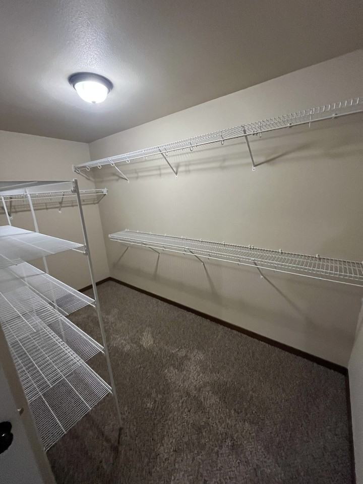 55 Jaro Way - Photo 4 of 18