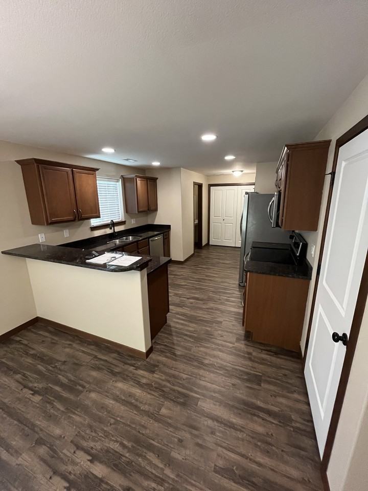 55 Jaro Way - Photo 7 of 18